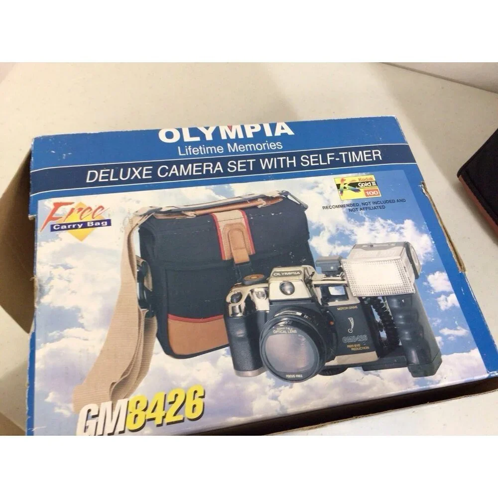 Olympia Camera Set with Carrying Case GM8426 NEW